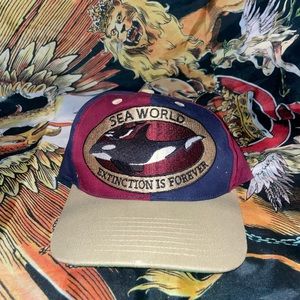 Sea World Extinction is forever snapback hat